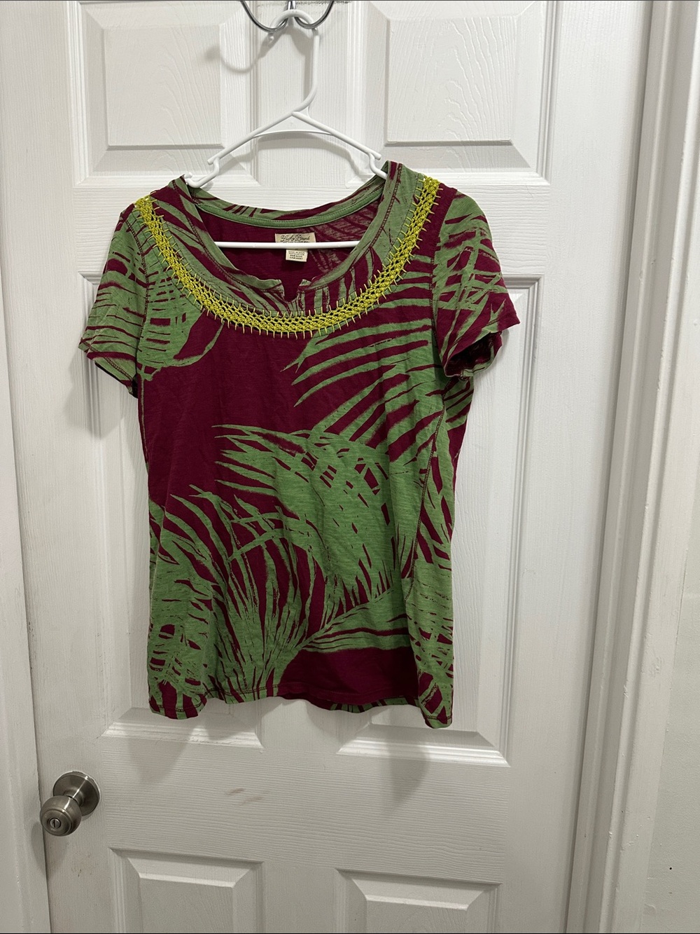 Lucky Brand Short-Sleeve Palm Print Tee in Burgundy, Green and Yellow